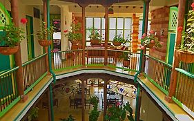 El Despertar Hotel